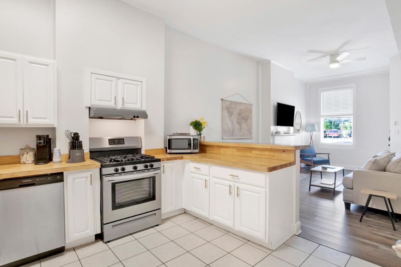 Stars On State In The Heart Of Downtown Apartment Mobile Exterior photo